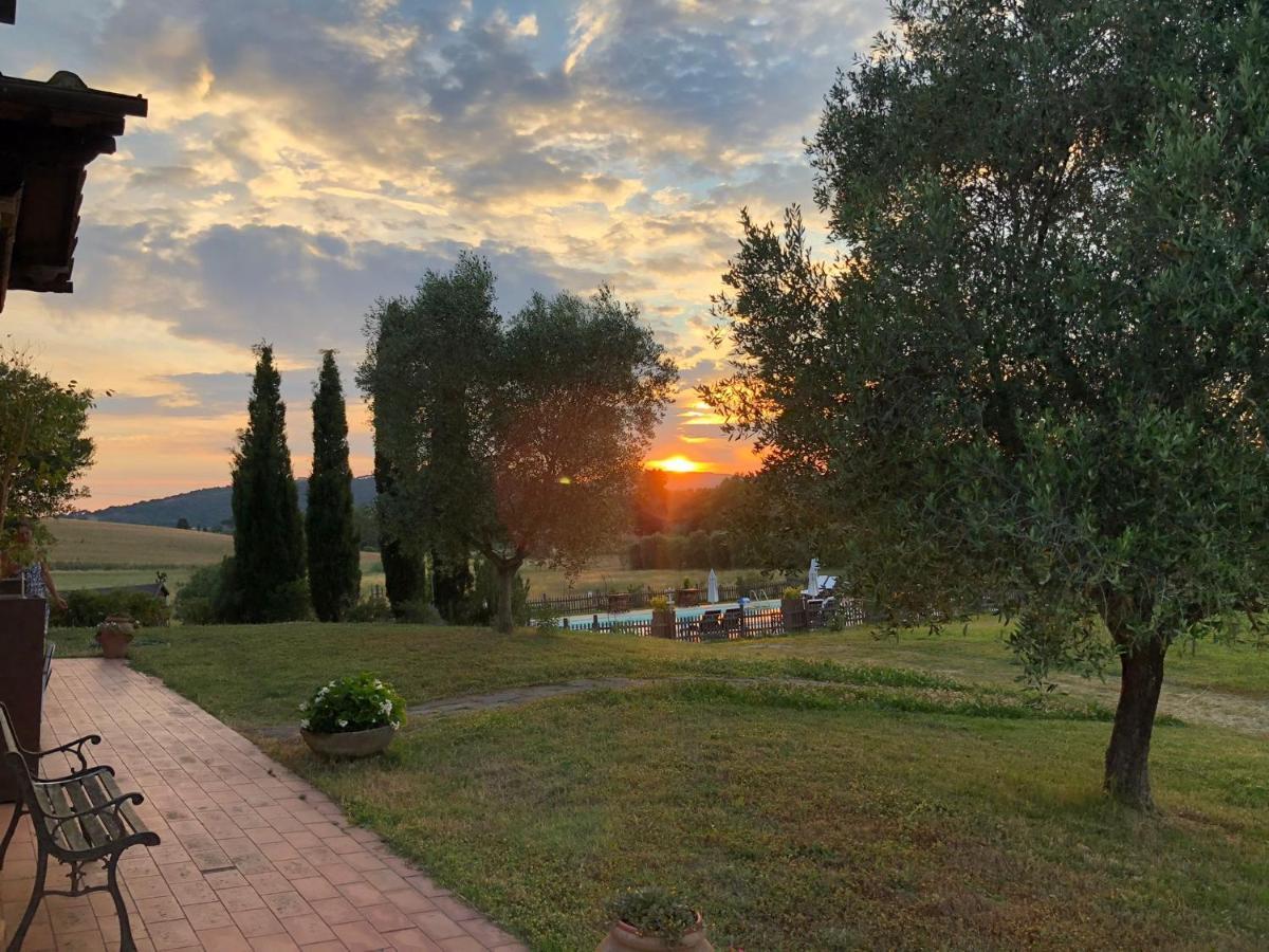 Bed And Breakfast Casale Del Sole คาสเตลลินา มาริตติมา ภายนอก รูปภาพ