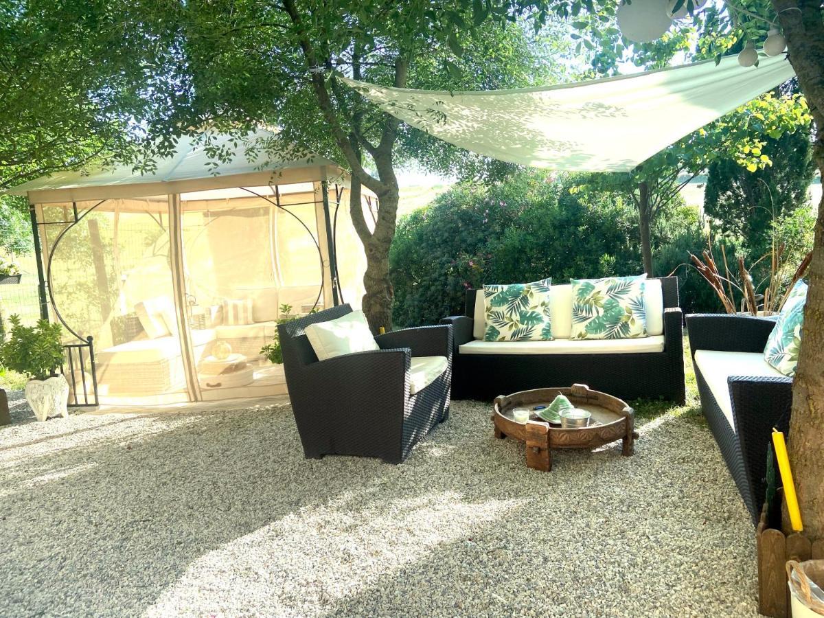 Bed And Breakfast Casale Del Sole คาสเตลลินา มาริตติมา ภายนอก รูปภาพ